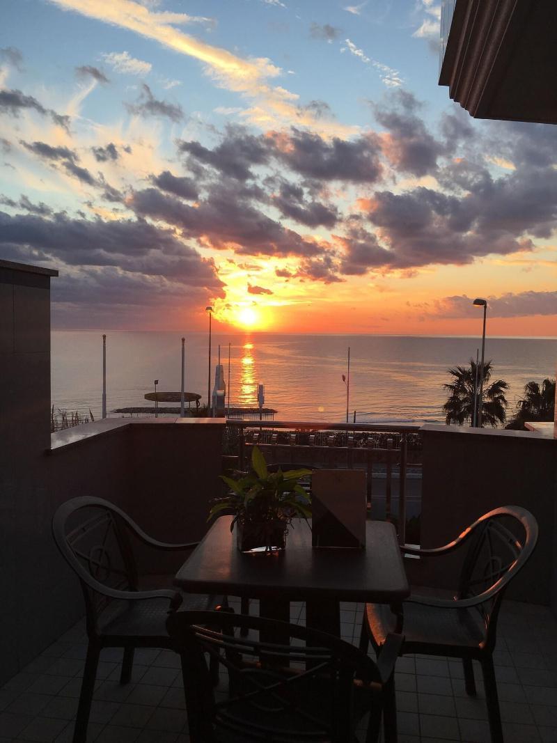 Serpa Hotel Anzio Exteriér fotografie