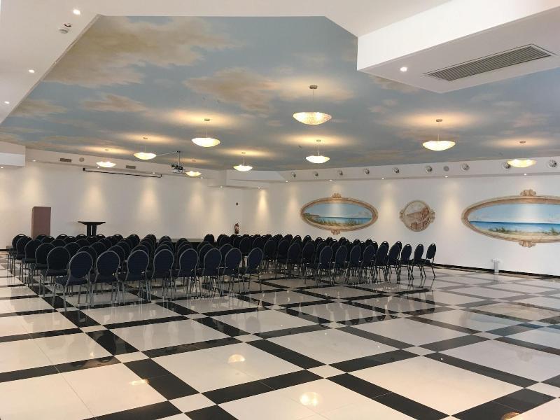 Serpa Hotel Anzio Exteriér fotografie