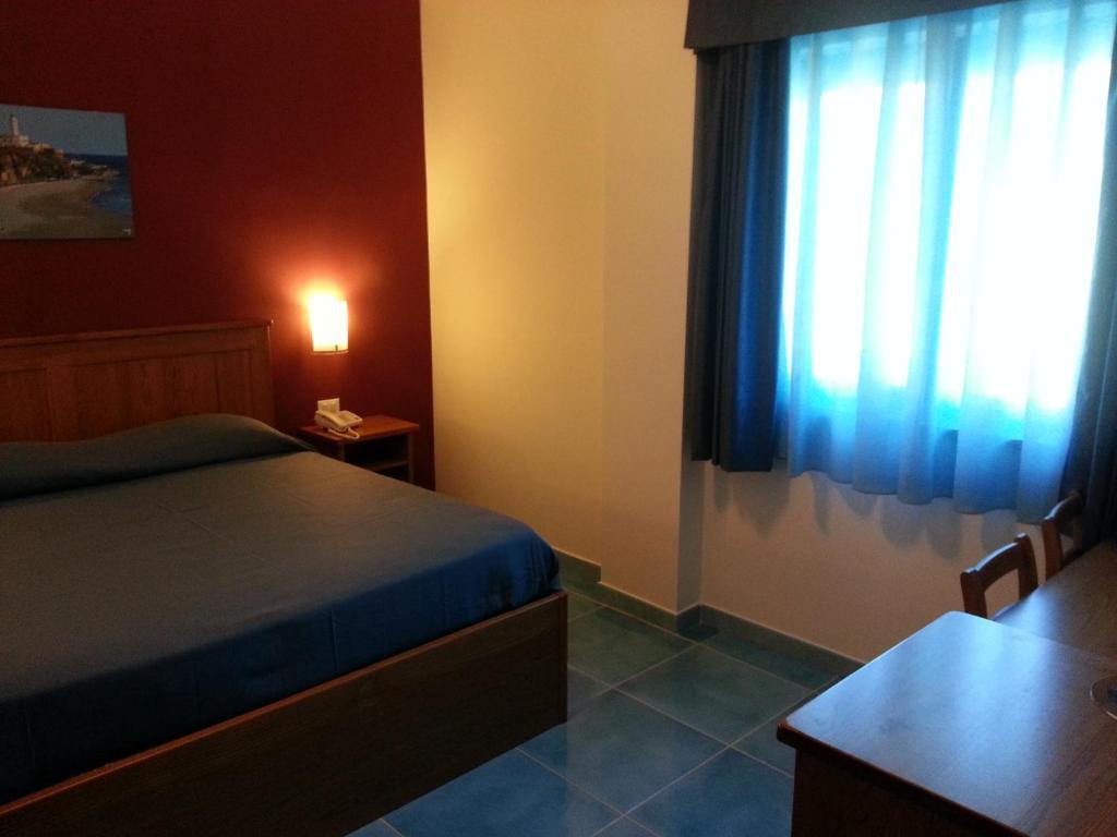 Serpa Hotel Anzio Pokoj fotografie